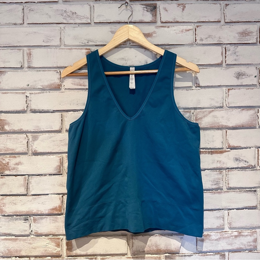 Athleta transcend v-neck ribbed tank size 1X